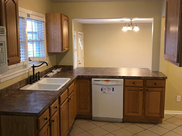 416 W Wenger Rd — Photo 15