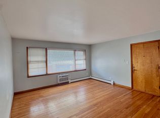 8150 Smith Ln APT 1S, River Grove, IL 60171