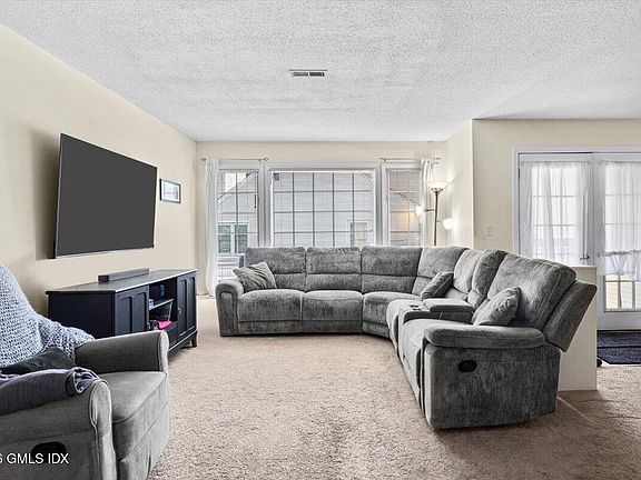 2nd image of 150 Prospect St APT 26