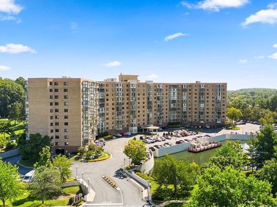 3330 N Leisure World Blvd #5-1023, Silver Spring, MD, 20906