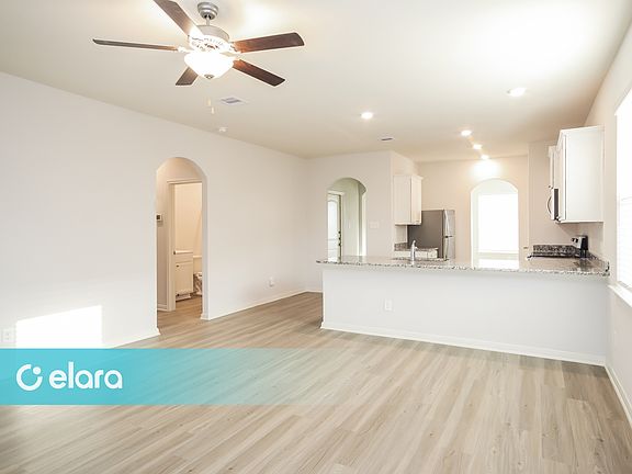 3rd image of 25326 Shadowdale Dr