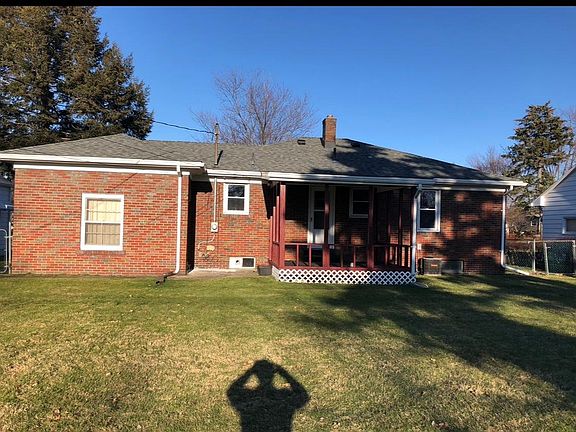 2nd image of 3412 Greengarden Blvd