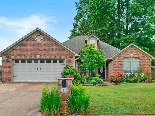 11 Butterfly Dr, North Little Rock, AR 72120