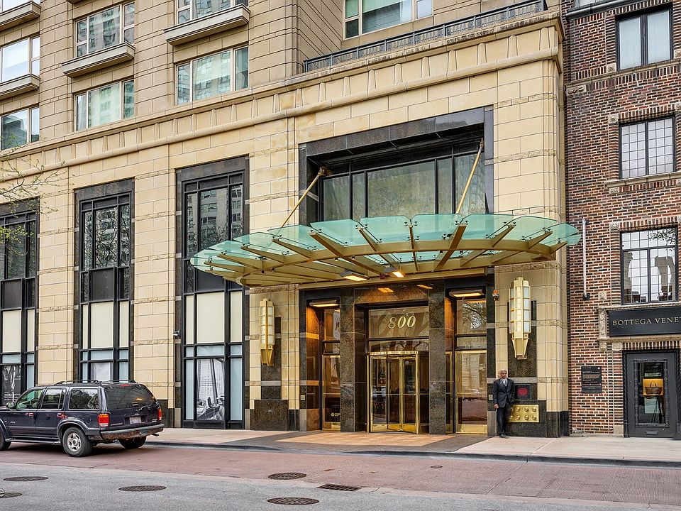 1st image of 800 N Michigan Ave APT 4301