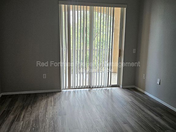 5th image of 9005 Colby Dr APT 1920
