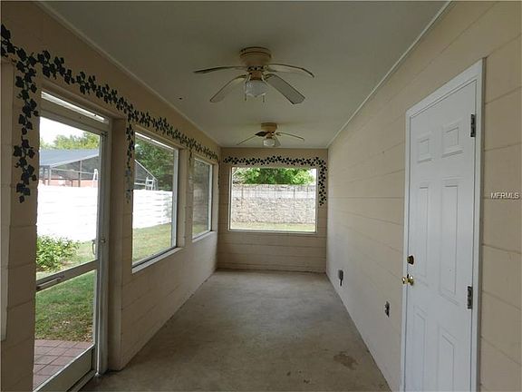 4th image of 1440 Davis Ave S