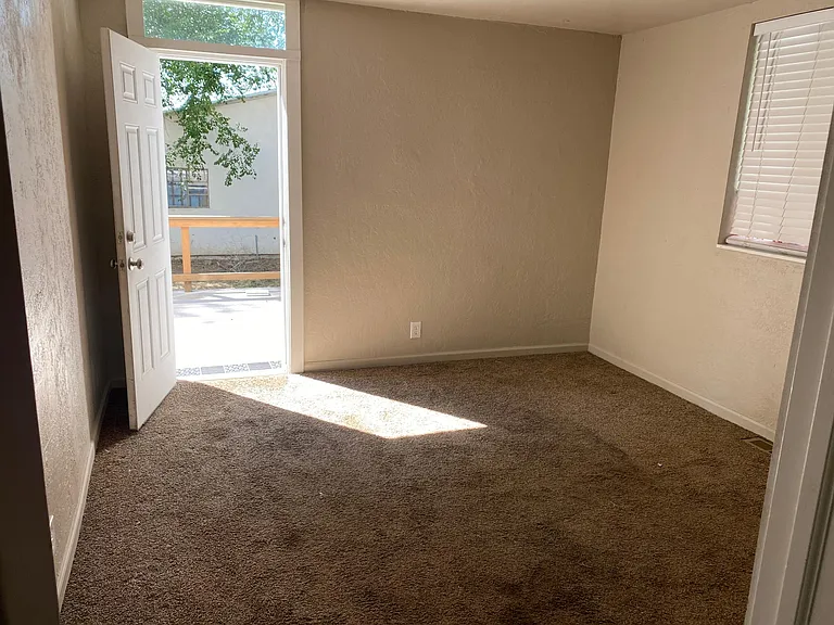1734 S West Temple St #A — Photo 12