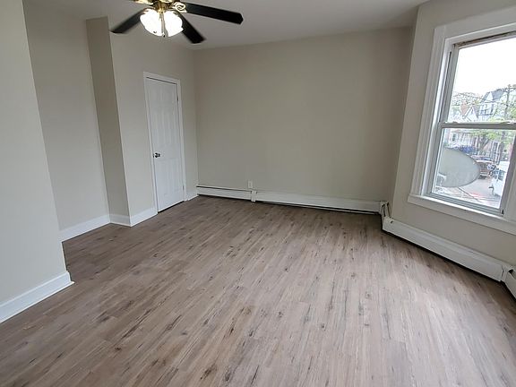 5th image of 186 Park Ave