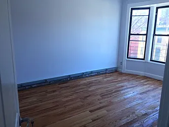 Rented by REALTY QUEST NEW YORK INC