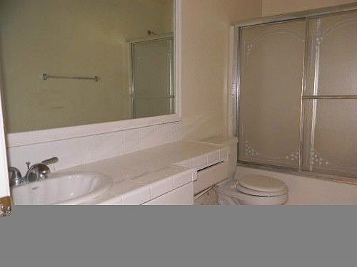 5th image of 13203 La Tierra Way