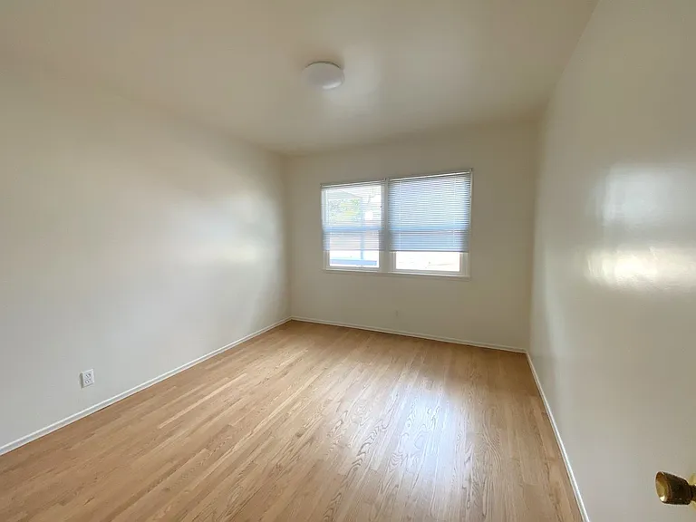 39670 Grand Ave — Photo 9