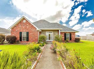 169 Lake Penchant Ct, Houma, LA 70360
