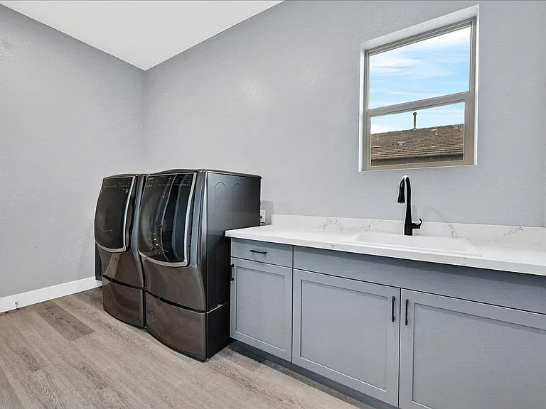 12430 Brass Ridge Dr — Photo 22
