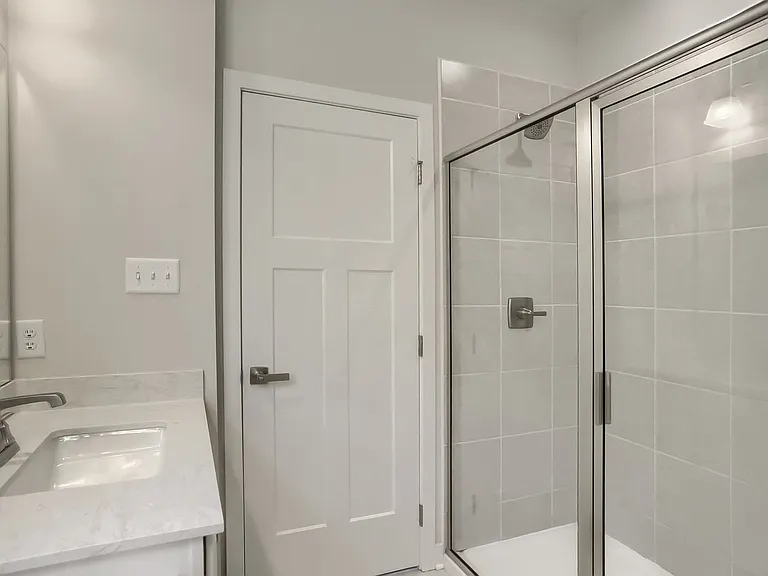 137 Moyer Hill Dr — Photo 36