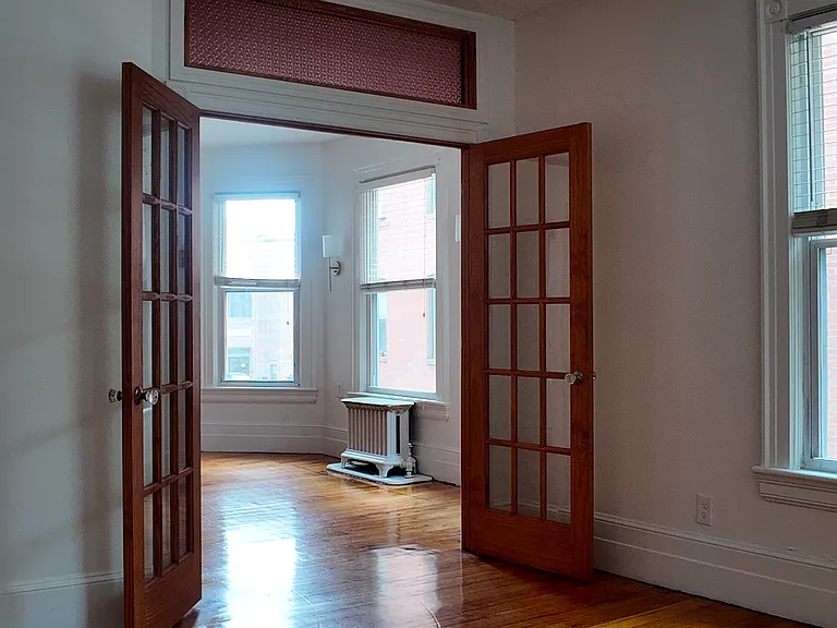 27 Salem St #2 — Photo 13