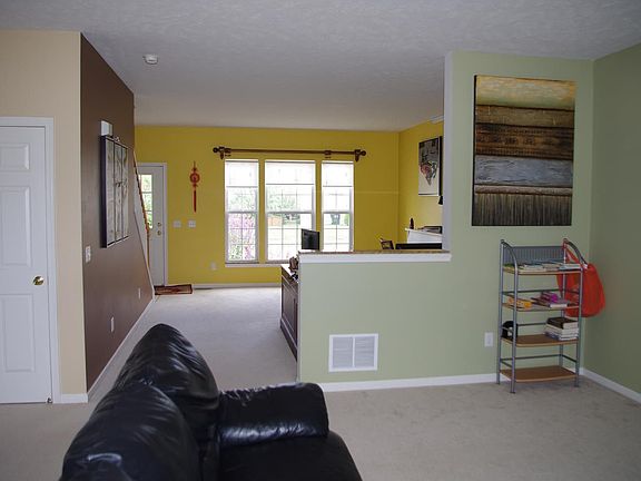 5th image of 4776 Garnet Cir