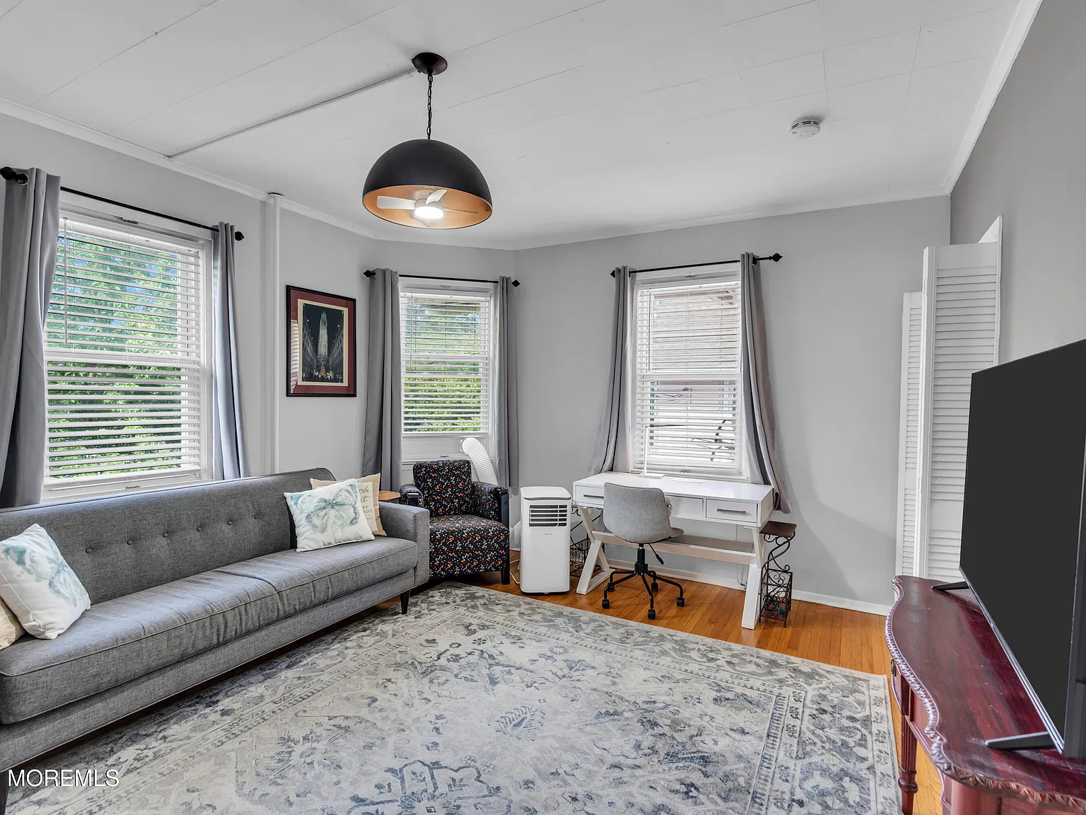 1 bed, 3764 sqft, $2,500 — Photo 3