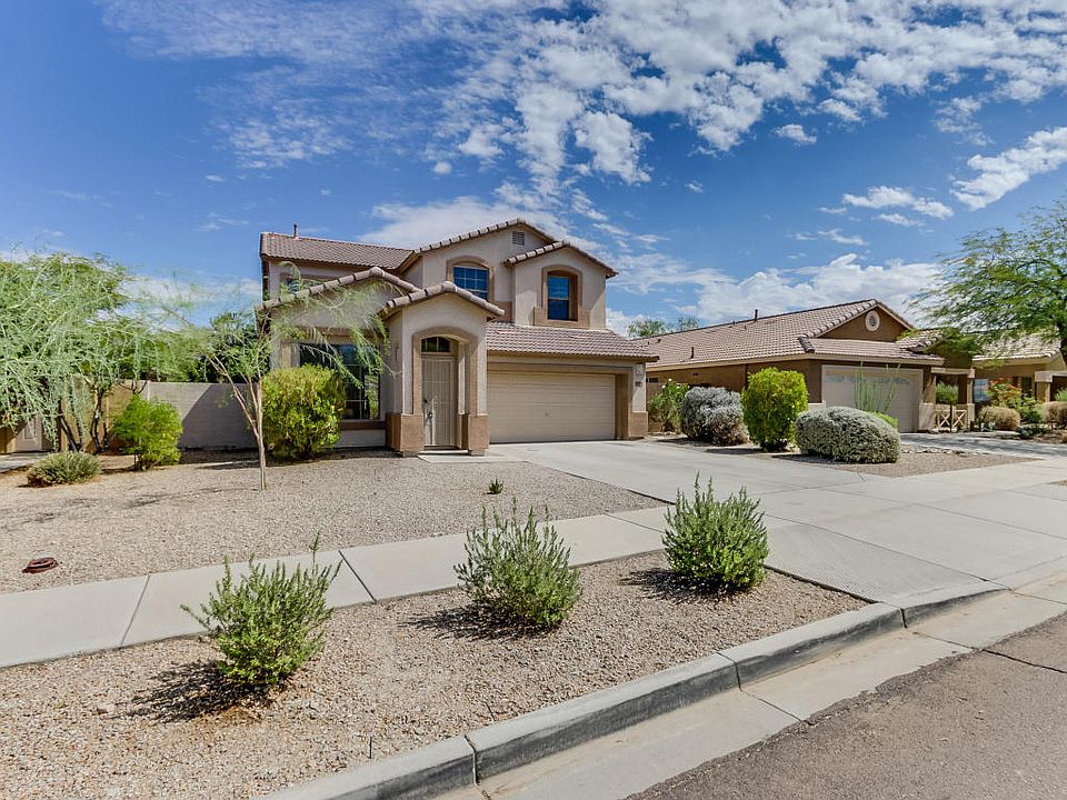 1st image of 17576 W Coyote Trail Dr