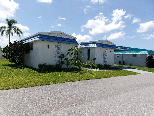 2nd image of 7100 Ulmerton Rd Lot 435