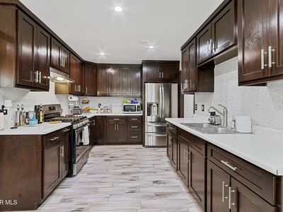 296 Pyrite Dr, El Paso, TX, 79932