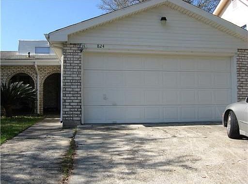 5th image of 824 Terry Pkwy