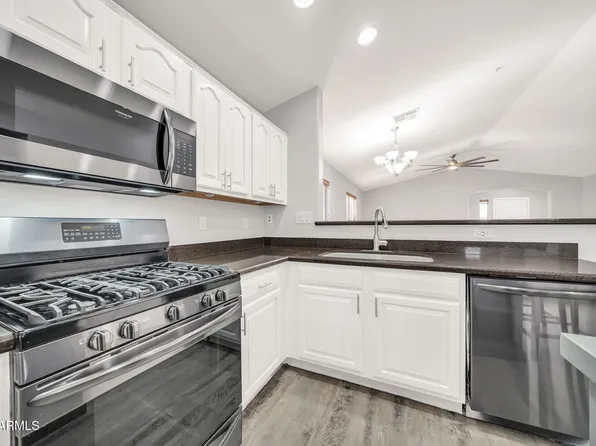 12658 W DESERT MIRAGE Drive, Peoria, AZ 85383