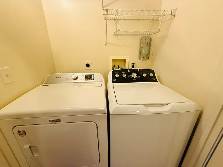 1112 Ekstam Dr #4 — Photo 19