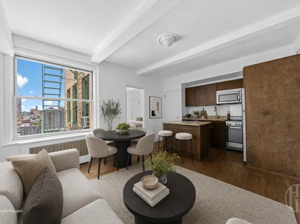 325 West 45th Street image 1 of 16