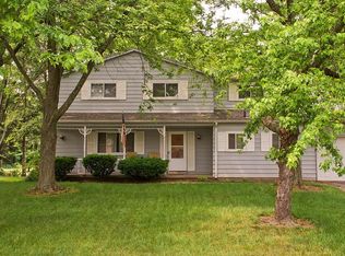 2716 Wareing Dr, Lake Orion, MI 48360