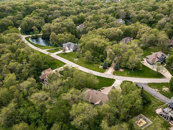 5th image of 2757 Royal Oaks Dr NW