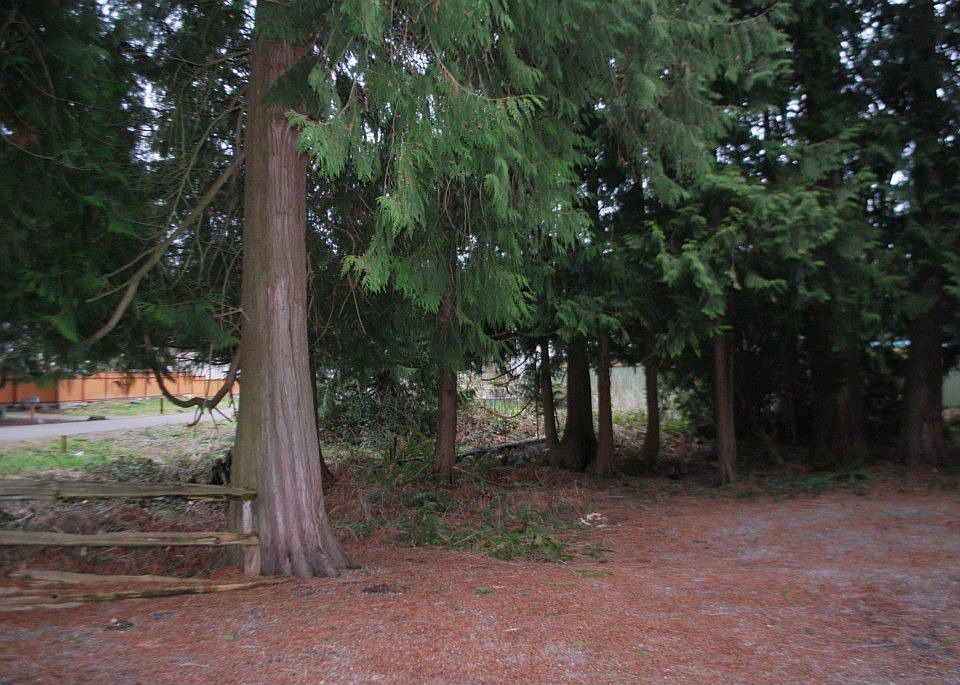 1st image of 9510 210th Ave E