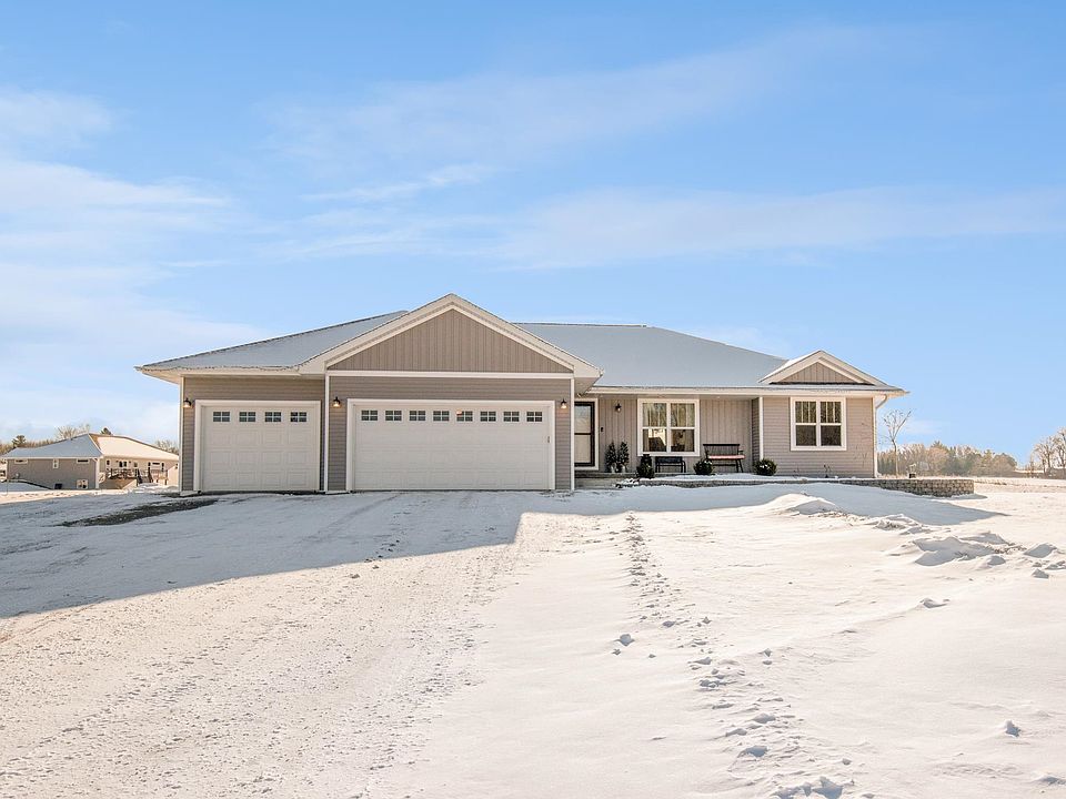 1st image of 2885 T Berg Cir