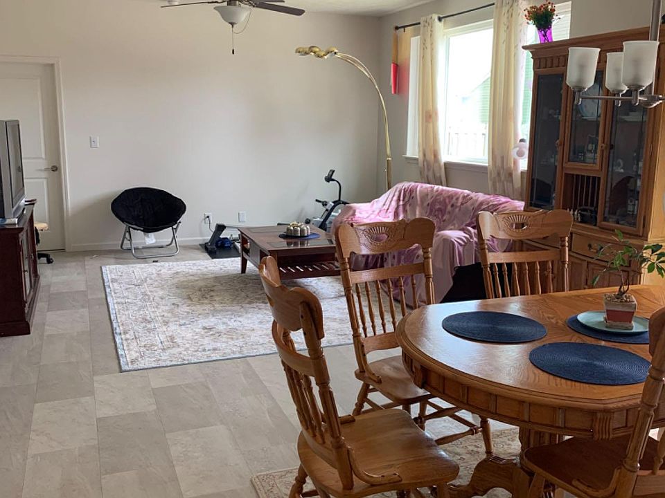 Family Room. Open concept.