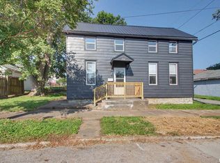 717 N 15th St, Quincy, IL 62301