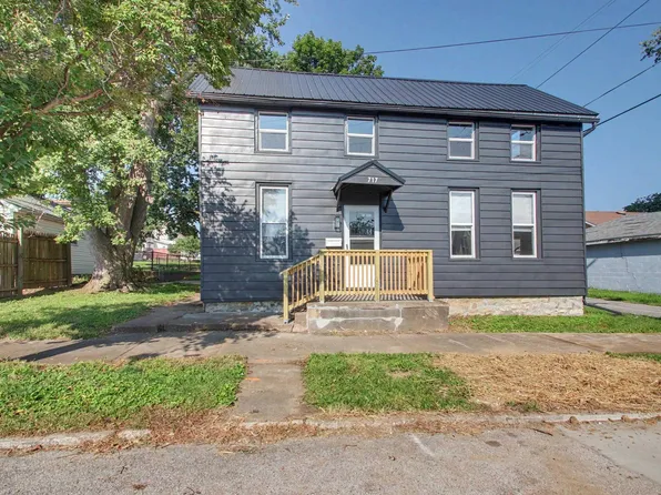 717 N 15th St, Quincy, IL 62301