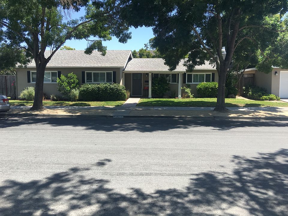1st image of 2537 Washington Ave