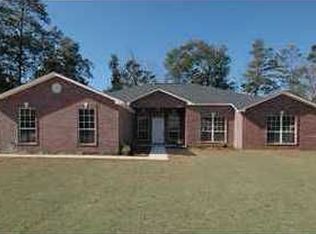 674 Waterview Cove Dr, Freeport, FL 32439