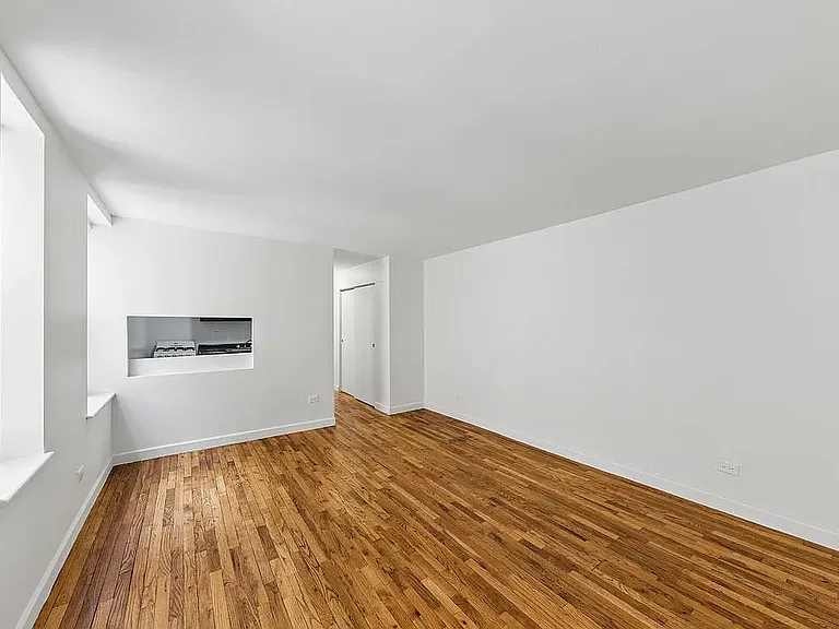 324 Powers Ave #4C — Photo 4