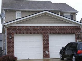 2322 Middle View Dr, Columbus, IN 47201