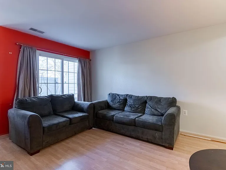 105 Westwick Ct #2 — Photo 3