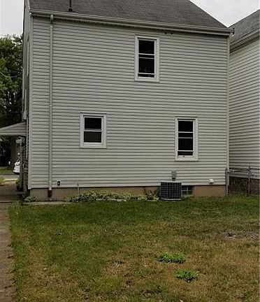 2nd image of 2244 Independence Ave