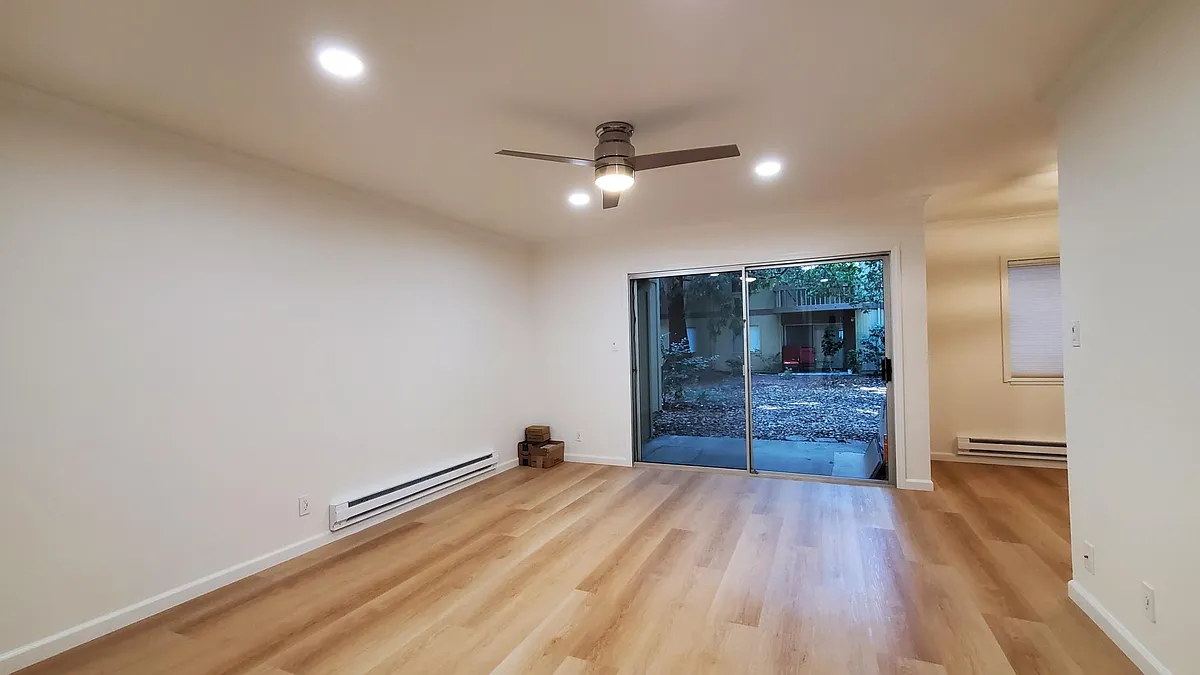 Building Photo - 505 Cypress Point Dr #66