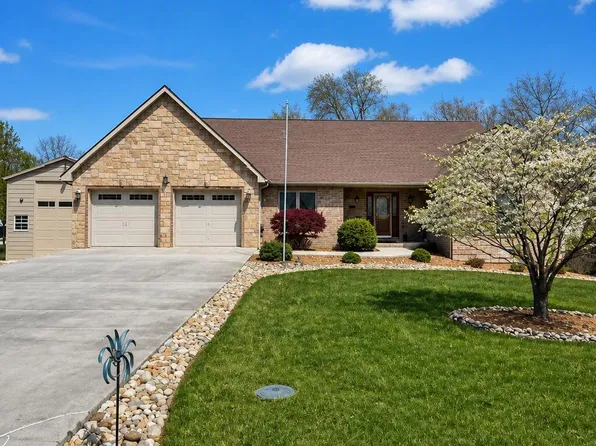 459 Woodgate Dr, Crossville, TN 38571