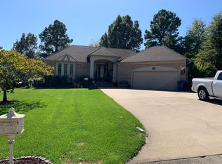1220 Masters Dr, Mayfield, KY 42066