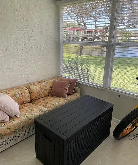307 Lake Evelyn Dr — Photo 38