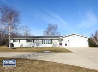 4040 Danmar Rd, Whitelaw, WI 54247