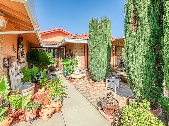 2nd image of 7656 McTavish Cir