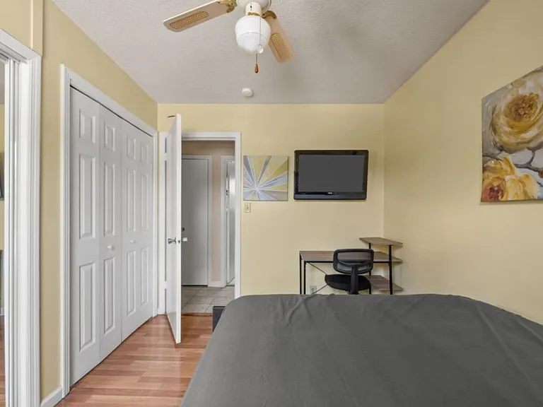 Bancroft Dr — Photo 16