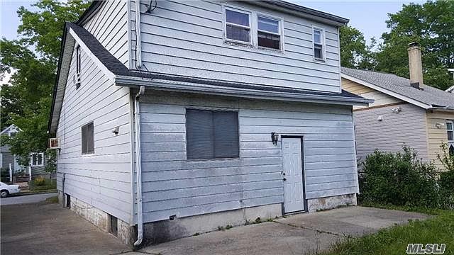 1st image of 1625 Estelle Ave