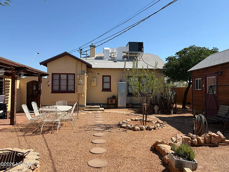 1031 E Grant Rd #1 — Photo 1